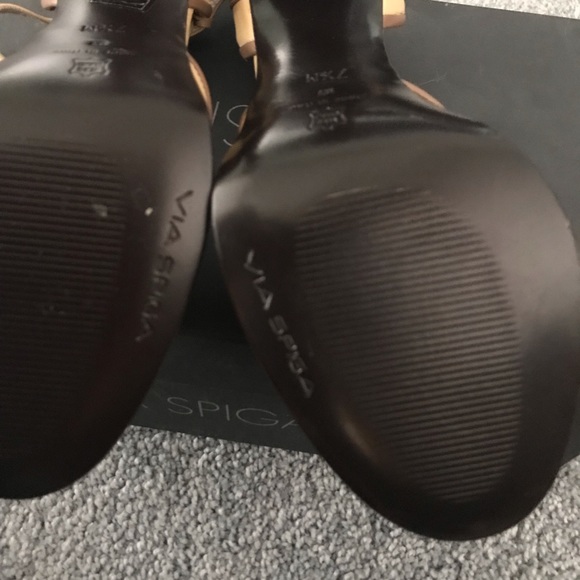 Via Spiga Joan peep toe leather heels in 7.5 - Picture 7 of 7